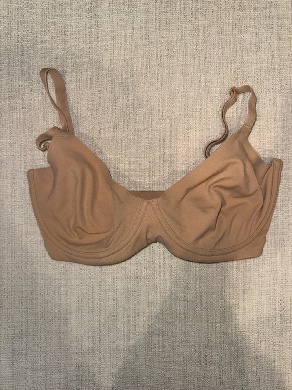 SKIMS Fits Everybody Unlined Demi Bra